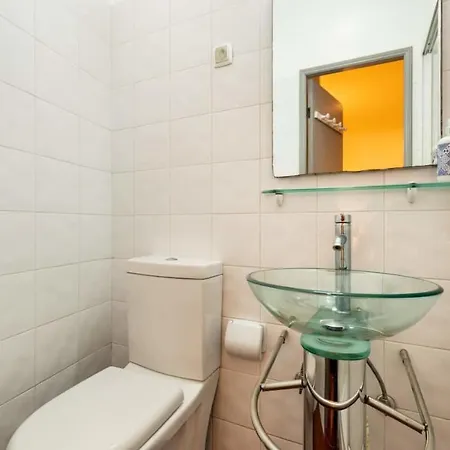 דירה Bright Studip Apartment In The Heart Of Lisbon *